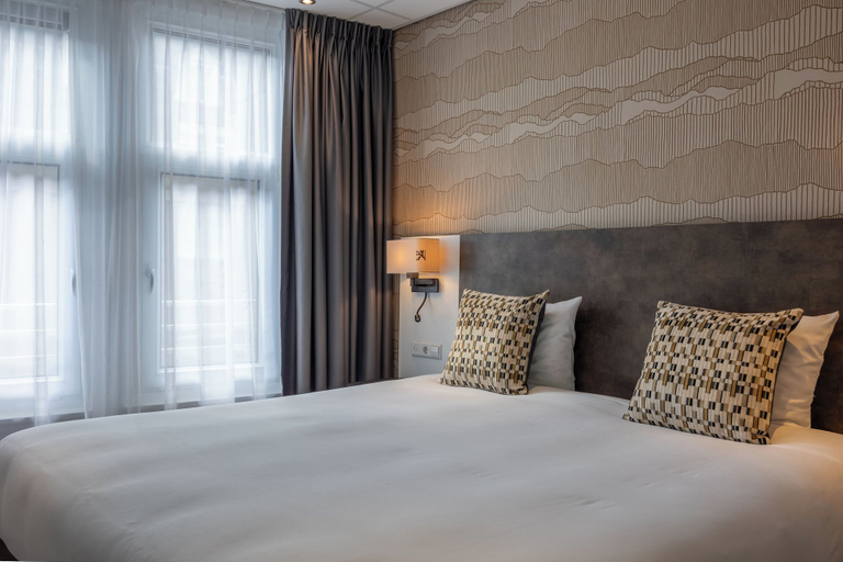 Bedroom 5, Hotel Amsterdam De Roode Leeuw, Amsterdam