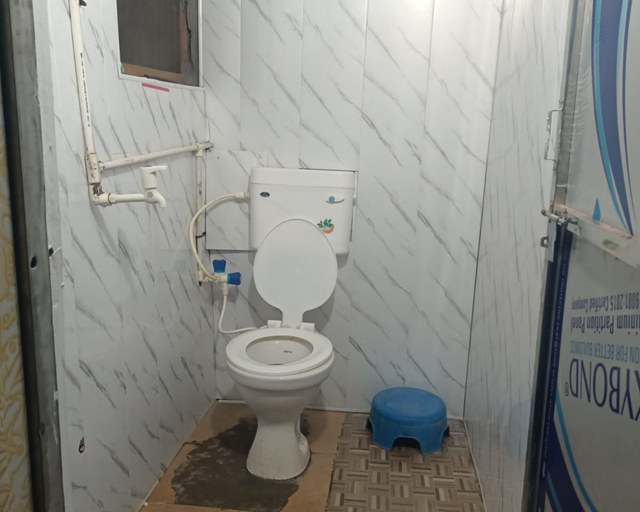Bathroom 4, Goroomgo Anand Guest House Mathura, Mathura