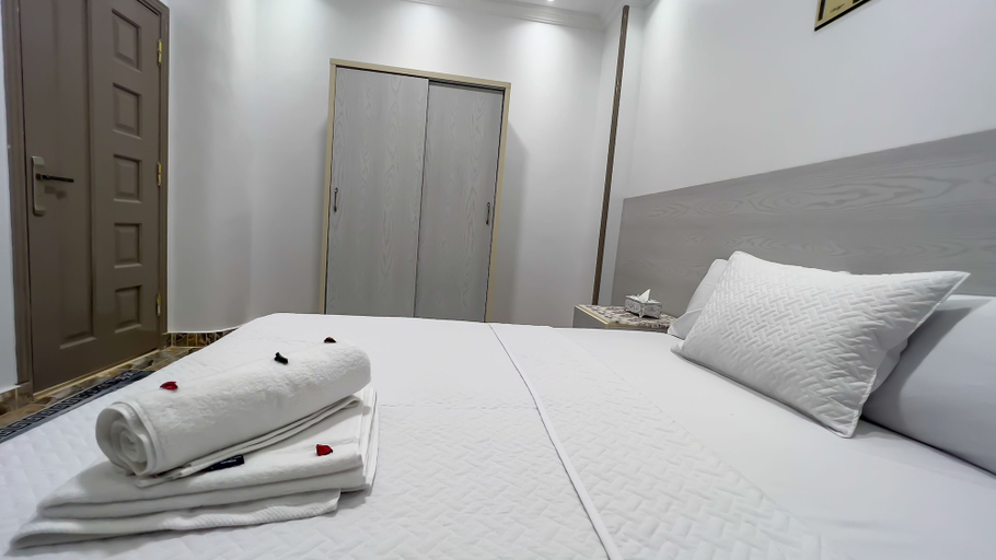 Bedroom 5, AlaskaPyramidsView, Giza