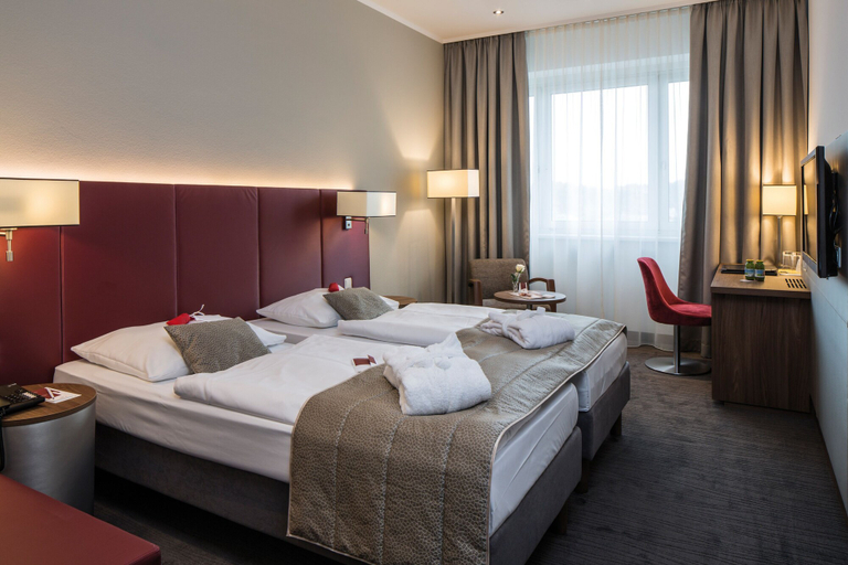 Bedroom 5, Austria Trend Hotel Europa Salzburg, Salzburg