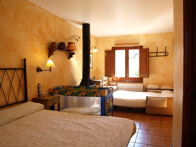 Bedroom 2, Habitacions Mas Fuselles, Girona