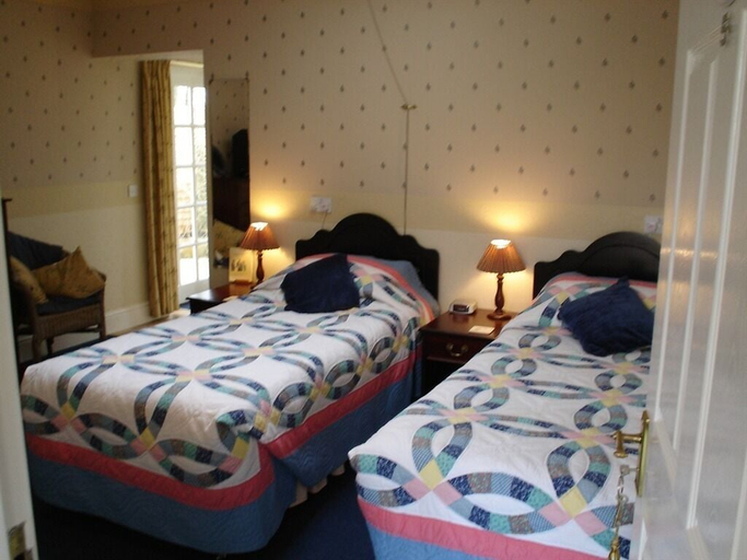 Bedroom 2, Rosedene Guesthouse, Pembrokeshire