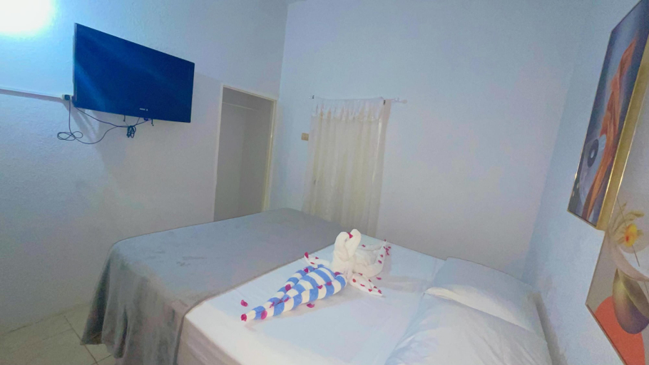 Bedroom 3, A taste of Jamaica Lavern place