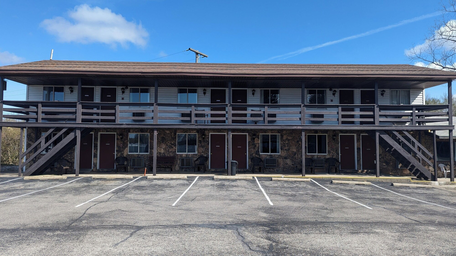 Exterior & Views 2, Nova Motel, Mason