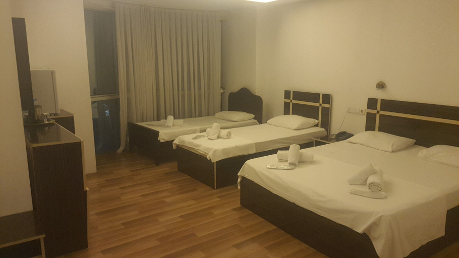 Bedroom 2, Golden Fish, Batumi