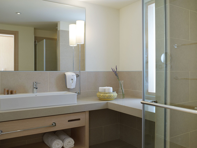 Bathroom 5, Atlantica Plimmiri - All Inclusive, South Aegean