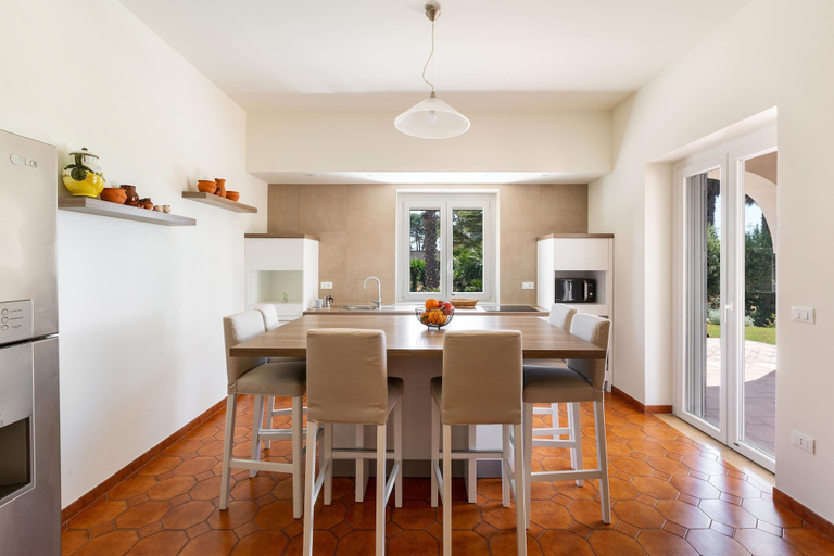 Others 5, 3408 Villa Sunkiss by Perle di Puglia, Taranto