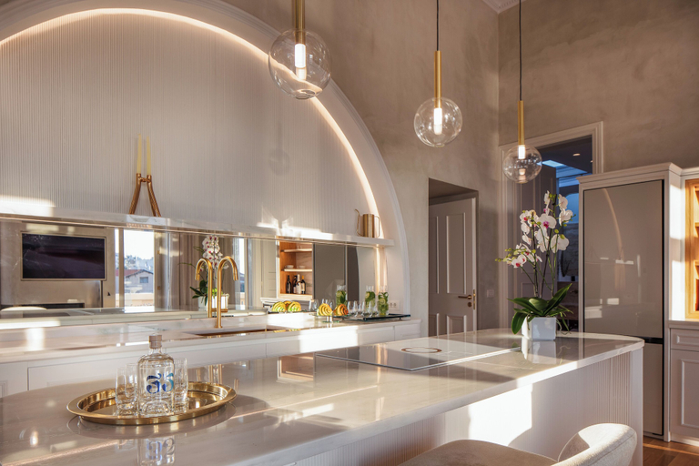 Food & Drinks, La Torre Residenza Imperiale, Crete