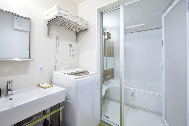 Bathroom 20