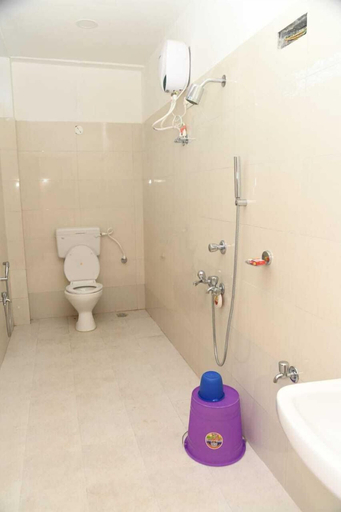 Bathroom, Hotel Pigeons Nest, South Andaman