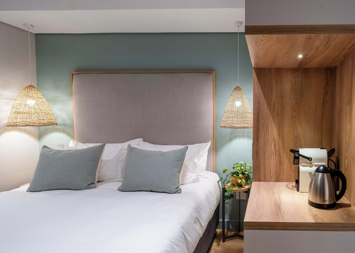 Bedroom 2, Plett Quarter Hotel, Eden