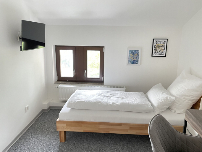 Bedroom 2, Hotel am Bahnhof Ditzingen, Ludwigsburg