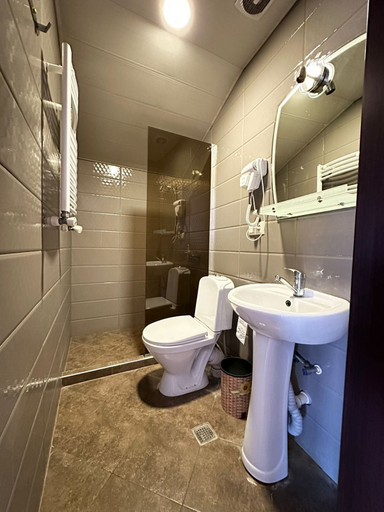 Bathroom 3, Hotel Piano, Tbilisi