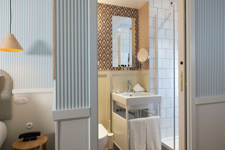 Bathroom 5, Le Petit Oberkampf Hotel & Spa, Paris