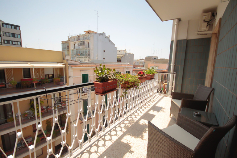 Others 4, BeBari Apartments, Bari