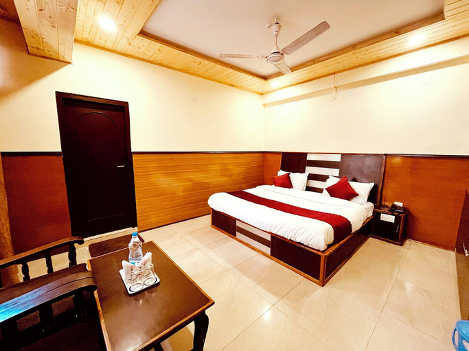 Bedroom 2, Hotel Amit, Kullu