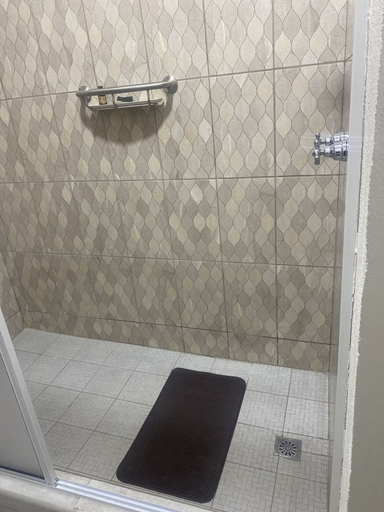 Bathroom 5, HOTEL & RV PARK ROSA EVELYN, Ensenada