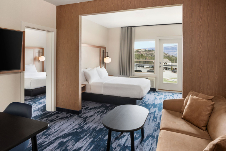 Bedroom 3, Fairfield Inn & Suites by Marriott West Kelowna, Central Okanagan