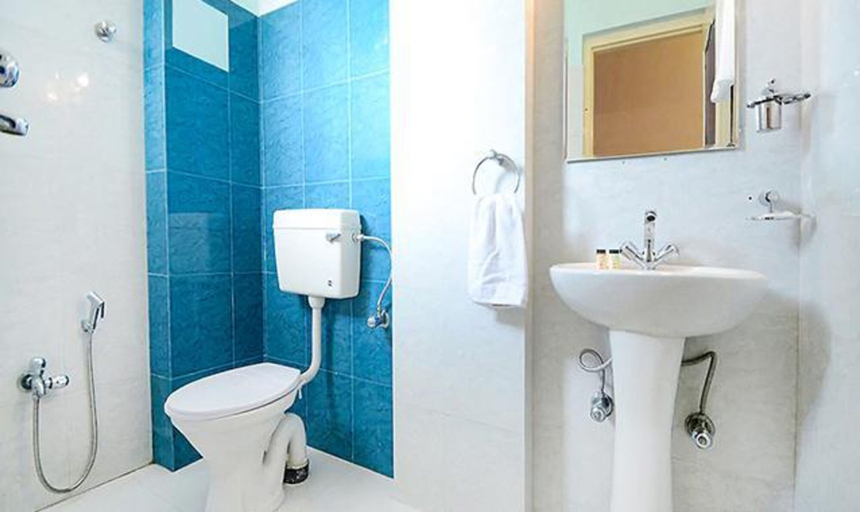 Bathroom 3, Hotel Staybizz by Keymagics, Jaipur