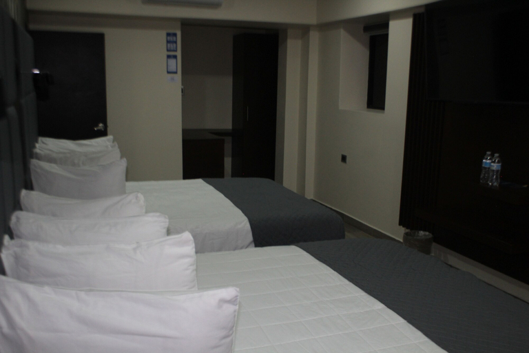 Bedroom 3, MISION 11, Tijuana