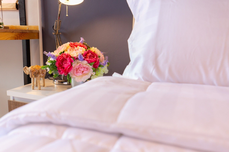 Bedroom 16