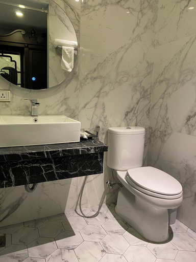 Bathroom 3, Mia Hotel (Feliz Hotel Binh Duong), Thủ Dầu Một