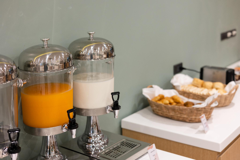 Food & Drinks 24