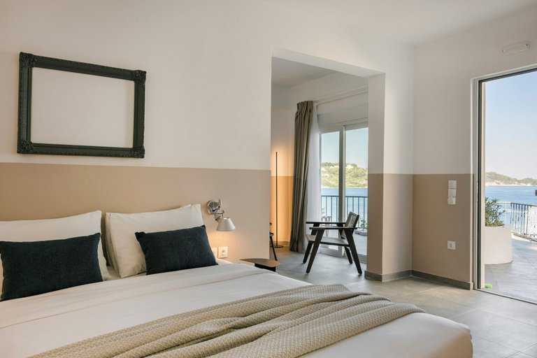 Bedroom 3, The Rock Suites, Thessaly
