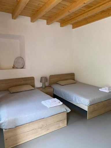 Bedroom 3, B&B La Corte del Segrino, Como