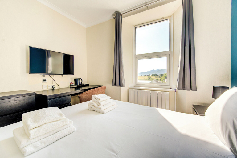 Bedroom 3, Onich Hotel, Highland