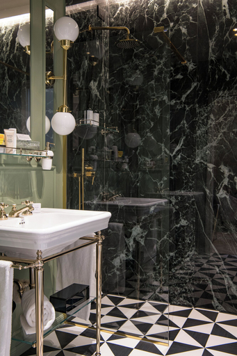 Bathroom 5, Hotel La Gemma, Florence