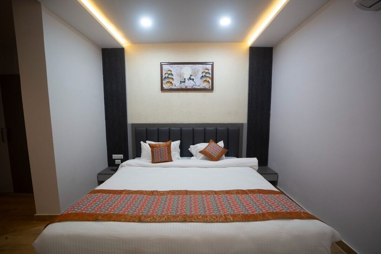 Bedroom 3, Hotel The Pearl, Varanasi