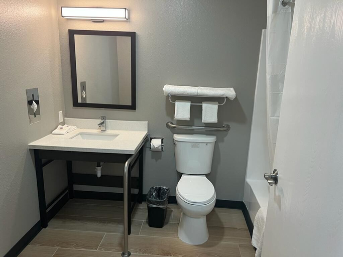 Bathroom 4, Motel 6 Brighton CO Denver Northeast, Adams