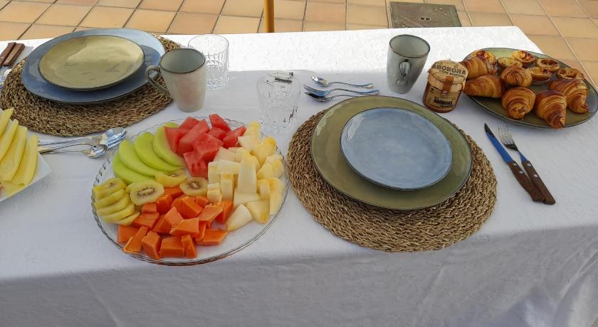 Food & Drinks 4, Coliving The VALLEY with Coworking Space open 24-7, Vale de Cambra