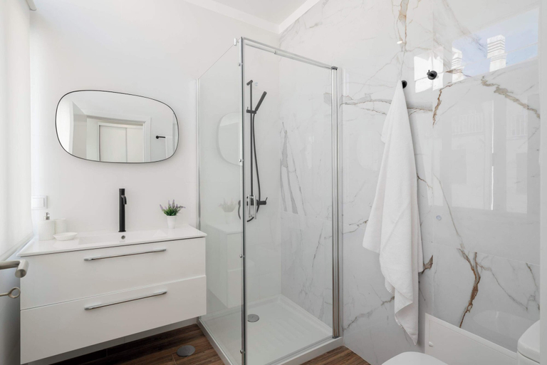 Bathroom 3, Alegria Flats by An Island Apart, Funchal
