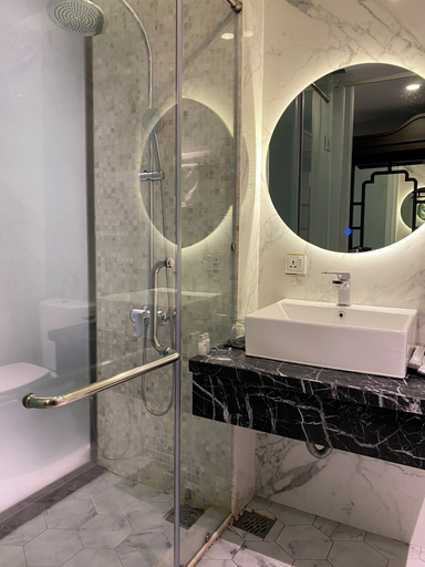 Bathroom 2, Mia Hotel (Feliz Hotel Binh Duong), Thủ Dầu Một