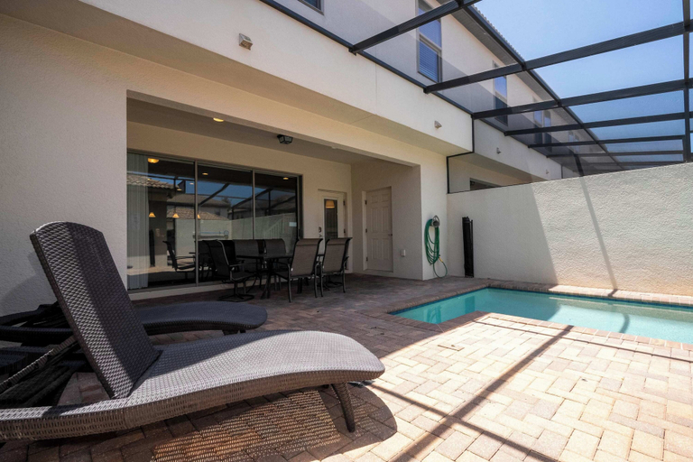 Room 2, Stunning 5 Bd w Pool Close to Disney Windsor Westside 2015, Osceola