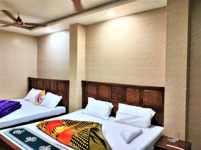 Bedroom 4, Shamim Residency Near Nizamuddin Dargah, Delhi