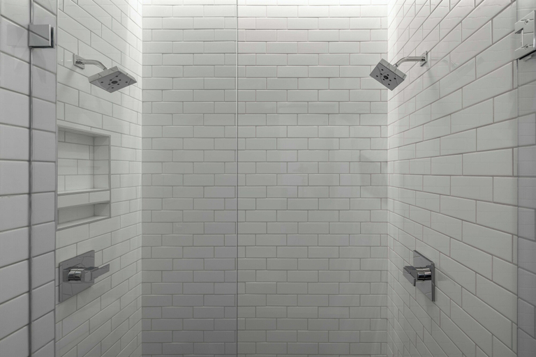 Bathroom 3, The 121 Hotel, Davidson