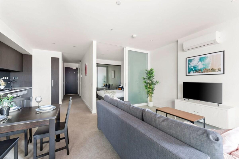 Others 5, Stylish & Modern 2BR Apt Near Victoria Market, Melbourne