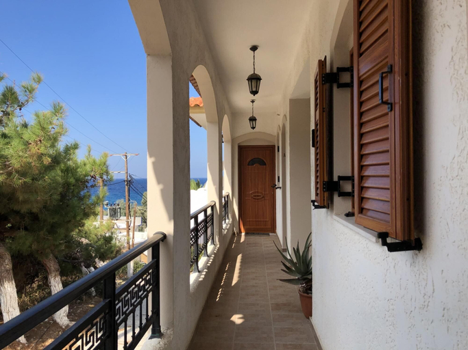 Room 5, Nikos Apartments A8 in Gialiskari, North Aegean