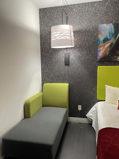 Bedroom 12