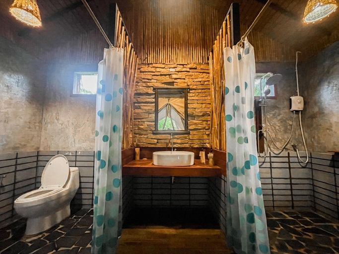 Bathroom 5, KhaoSok Boutique Hideaway, Phanom
