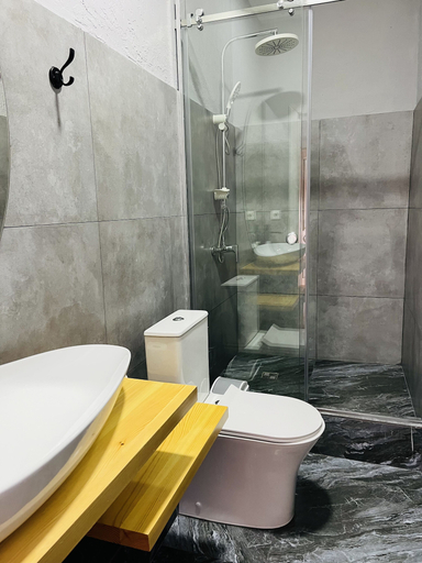 Bathroom 3, People Hostel & Suites, Bishkek