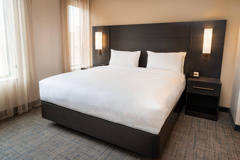 Bedroom 3, Residence Inn by Marriott Grand Rapids Downtown, Kent