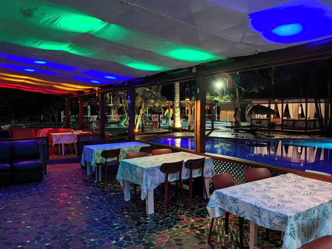 Food & Drinks 5, Hotel Cabañas River Park, Omoa