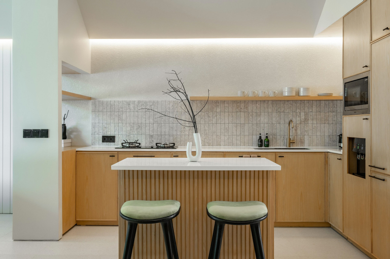 Dining Room 11