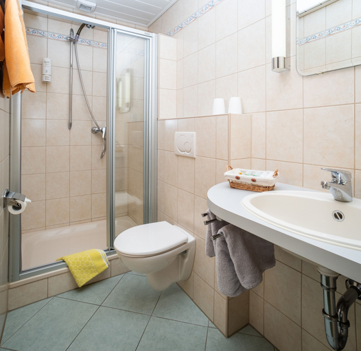 Bathroom 3, Hotel Sonnenhof, Calw