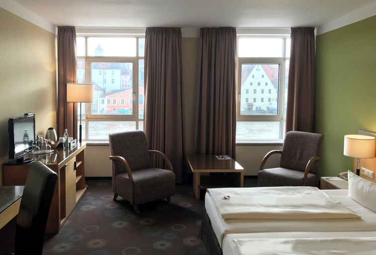 Bedroom 4, Sorat Insel-Hotel Regensburg, Regensburg
