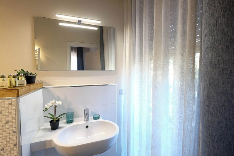 Bathroom 2, Verona Suites&Rooms, Verona